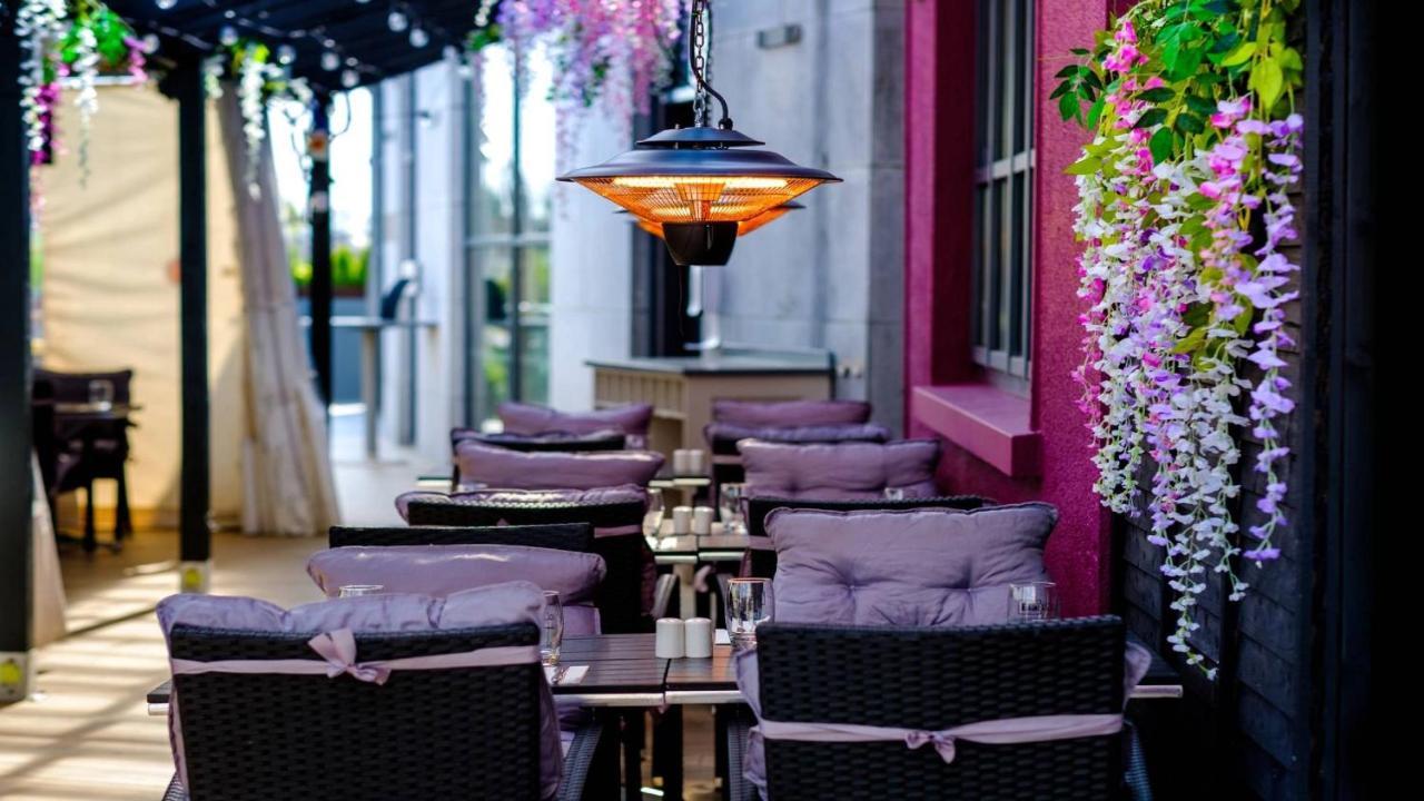 Hotel Claregalway Hotel 4*