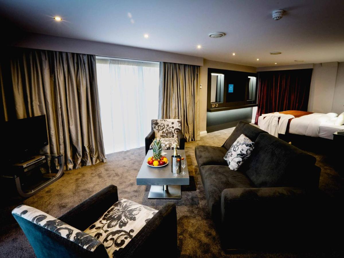 Hotel Claregalway Hotel